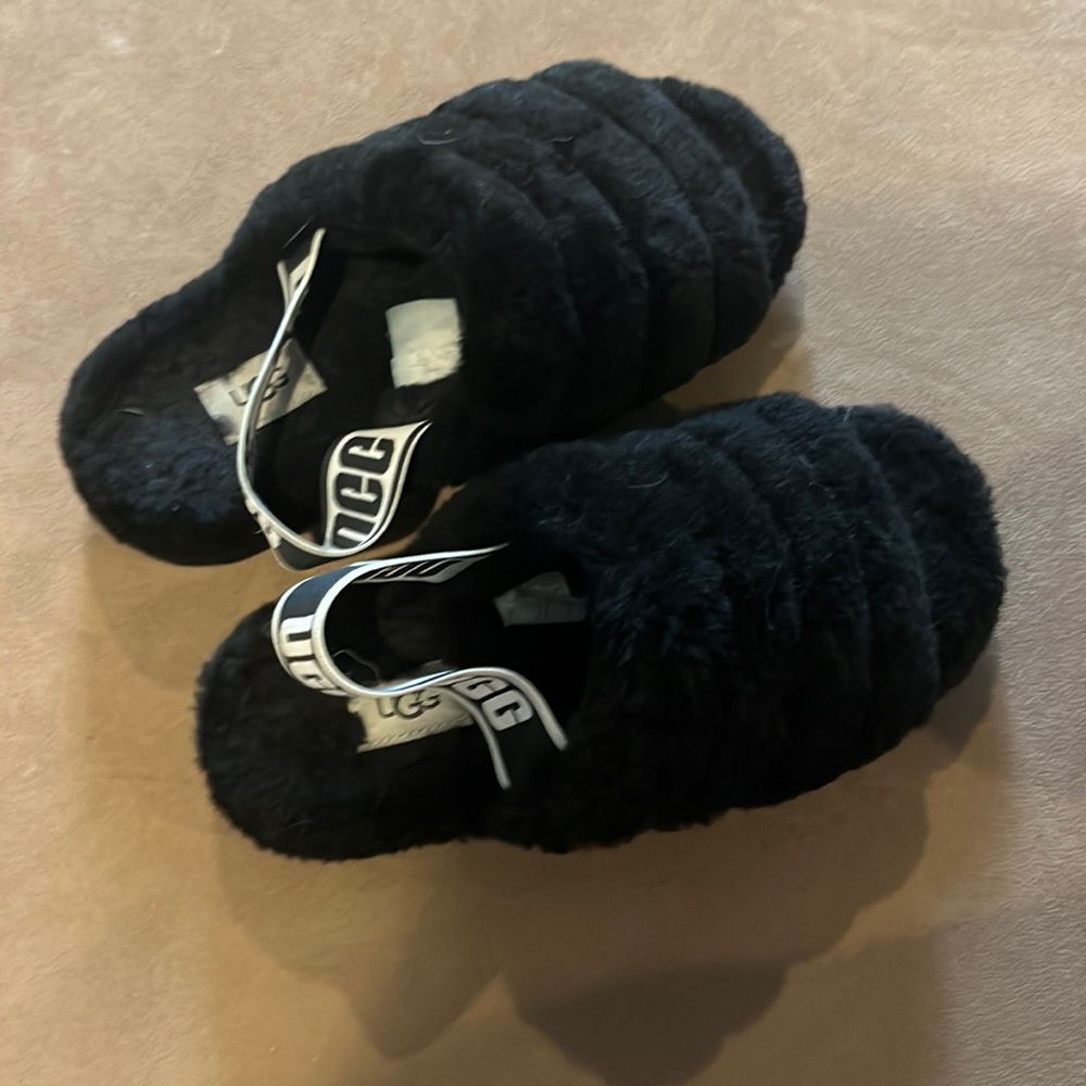 Black Ugg Slippers